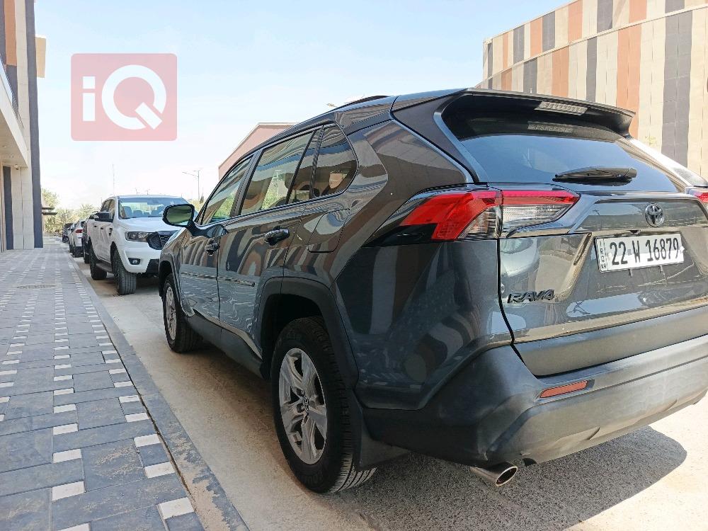 تويوتا راف 4